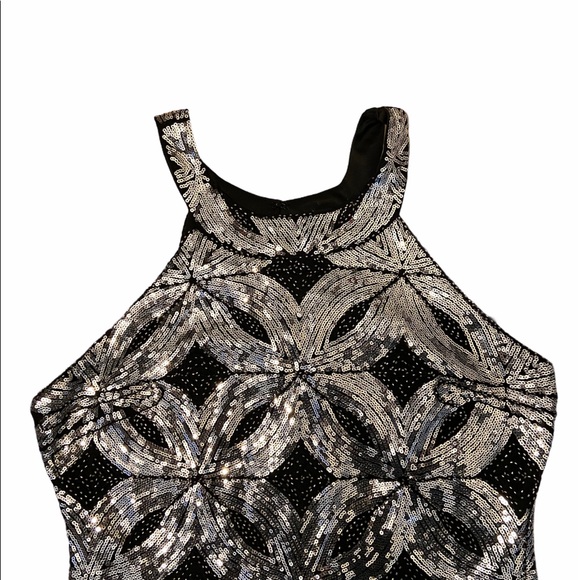 silver sequinned dress - Picture 3 of 4